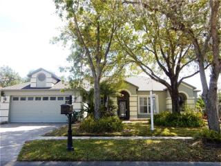 12404 Seabrook Dr, Tampa FL  33626-2431 exterior