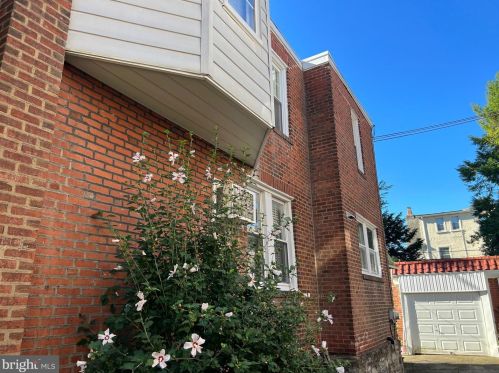 1108 Haworth St, Philadelphia, PA 19124-2506