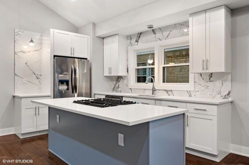 5446 Ludlam Ave, Chicago IL  60630-1414 exterior