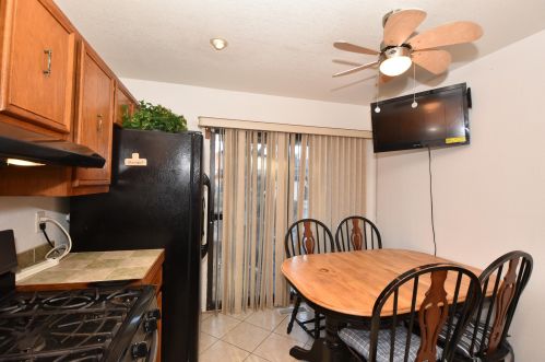 7845 Heather Ave, Milwaukee WI 53223-6257 exterior