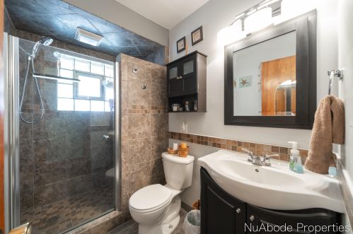 912 Westend Ave, Grand Rapids MI 49504-3847 exterior