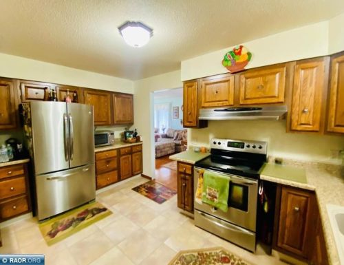 520 41 St, Hibbing MN 55746-3282 exterior