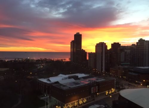 1660 La Salle St, Chicago IL exterior