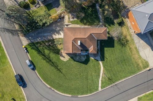 418 Neola Cir, Pittsburgh PA exterior