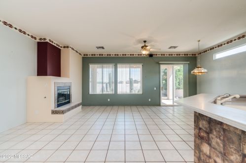 306 Continental Vis Pl, Green Valley AZ 85614-1457 exterior