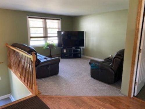 270 Main St, Seabrook, NH 03874-4621