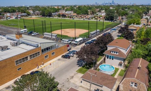 2500 59 Ave, Chicago IL 60804-2123 exterior