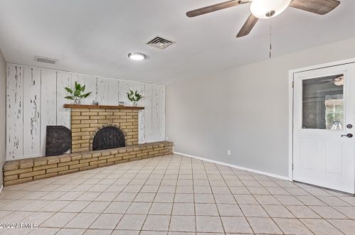 1326 Ivanhoe St, Chandler AZ  85225-5319 exterior