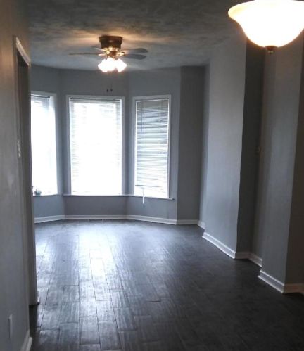 3837 Huron St, Chicago IL 60611-3043 exterior