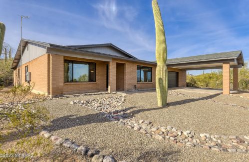 4331 Paseo Del Barranco, Tucson AZ  85745-9545 exterior