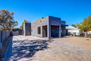 3814 9th St, Phoenix AZ  85014-5070 exterior