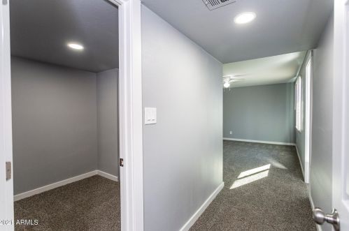 1621 73 Ave, Phoenix AZ 85033-1325 exterior