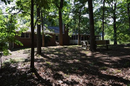 3805 Hicks Rd, Austell GA 30106-1537 exterior