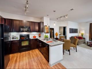 5610 Glenridge Dr, Atlanta GA  30342-1299 exterior