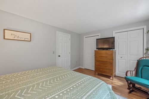 18 Great Fls Dr, Concord NH 03303-1594 exterior