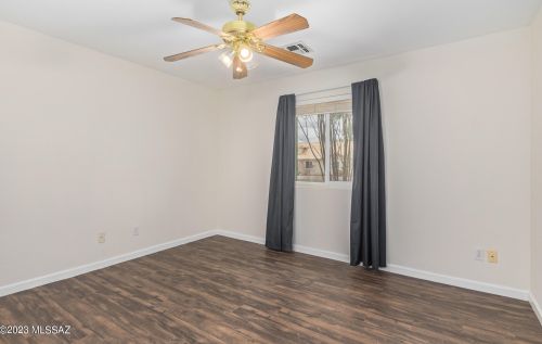 9593 Paseo Juan Tabo, Tucson AZ  85747-5007 exterior