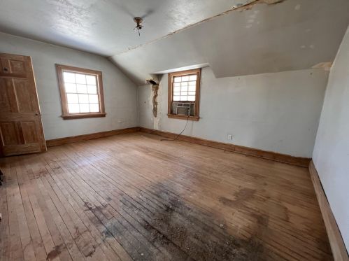 4593 Spencer Pl, Milwaukee WI 53218-4947 exterior