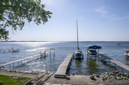 1024 Sherman Ave, Madison WI  53704-4233 exterior