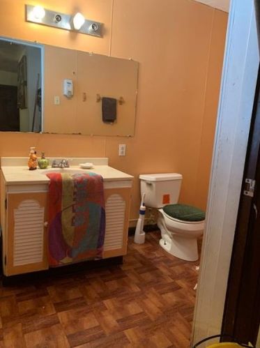 3106 Avalon St, Pittsburgh PA 15219-5721 exterior