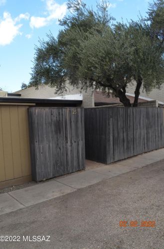 5701 Glenn St, Tucson AZ 85716-2236 exterior