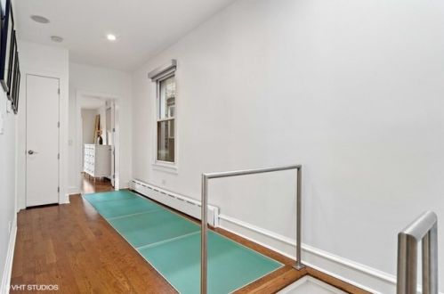 1734 Wolcott Ave, Chicago IL 60622-1385 exterior