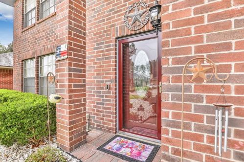 18635 Twigsworth Ln, Humble TX 77346-2611 exterior