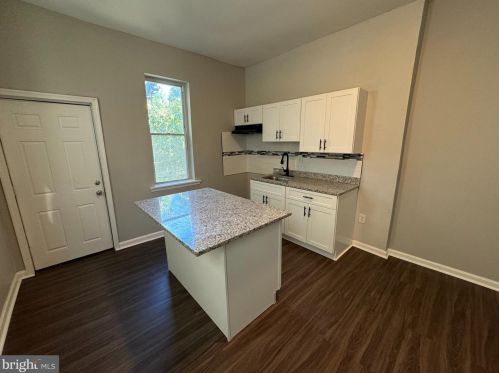 6245 Market St, Philadelphia, PA 19139-2925