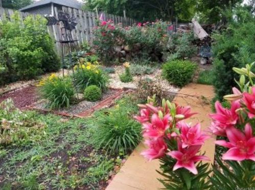 103 Beacon St, Middletown NY 10940-4733 exterior