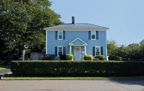 72 Edgemont Rd, Milford CT 06460-5005 exterior