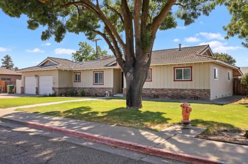 545 Quincy Rd, Turlock CA  95380-4329 exterior