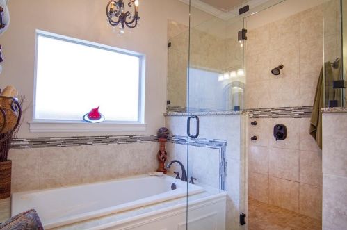 7203 Abrams Pl Ct, Dallas TX 75231 exterior