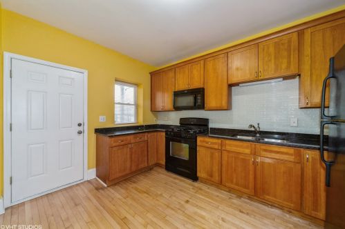 1700 Mason Ave, Chicago IL 60639-4011 exterior