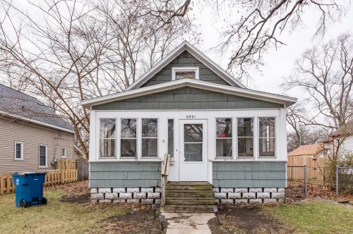 2921 7th St, Meskegon, MI 49444-2003