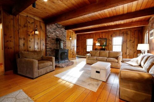 770 Boxford St, North Andover MA 01845-3223 exterior