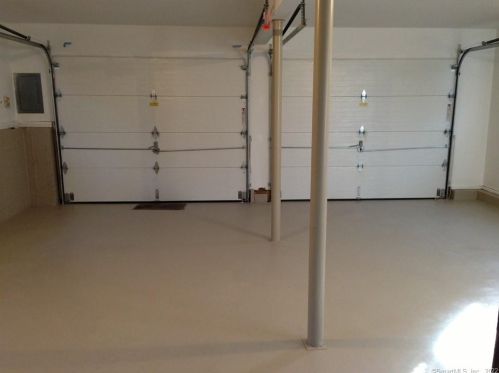 14 Walter Rd, Seymour CT 06483-3824 exterior