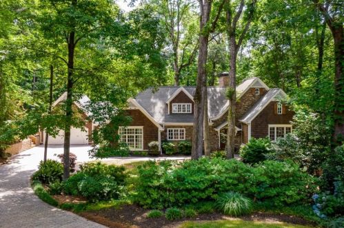 305 Brixham Ct, Atlanta, GA 30328-1901