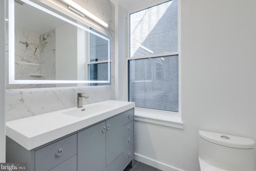 628 19 St, Philadelphia PA 19121-4120 exterior