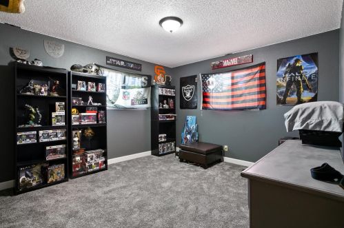 545 Quincy Rd, Turlock CA  95380-4329 exterior