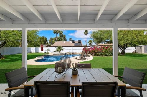 6834 13th St, Phoenix AZ  85014-1124 exterior