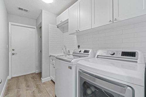 17335 Lake Park Rd, Boca Raton FL 33487-1166 exterior