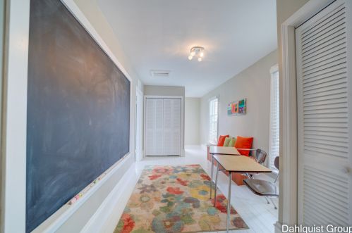 523 Clay Ave, Meskegon MI 49440-1002 exterior