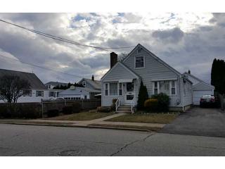 58 Overland Ave, Cranston, RI 02910-2518