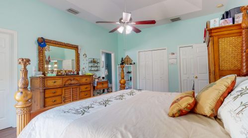 1080 Romaine Ln, Fort Pierce FL 34953-3675 exterior