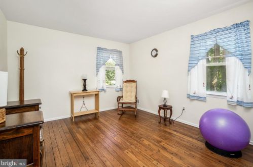 10 Blue Rdg Dr, Trenton NJ 08638-1214 exterior