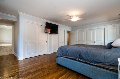 6908 Tonty Ave, Chicago IL 60646-1337 exterior