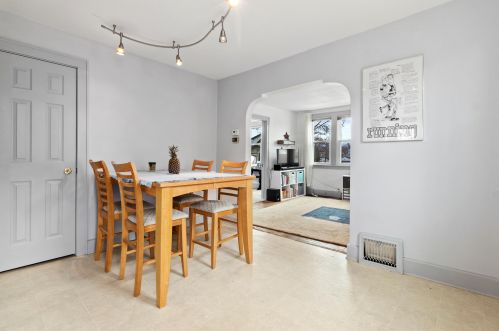 531 72, Milwaukee WI 53213-3728 exterior