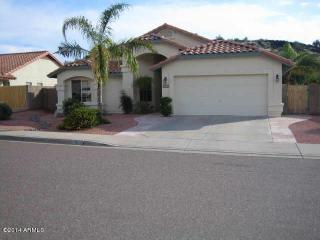 1611 Acoma Dr, Phoenix AZ  85032-4727 exterior