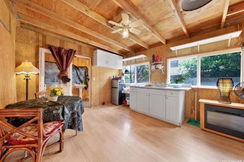 747 15 Ave, Honolulu HI 96816-3722 exterior