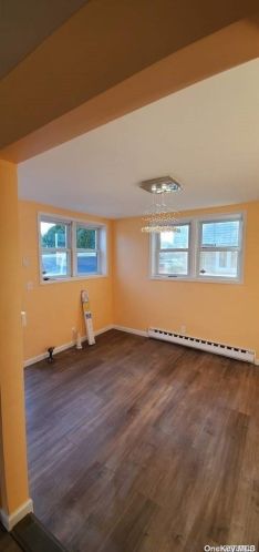 90 Birch Ln, Valley Stream NY 11581-2633 exterior