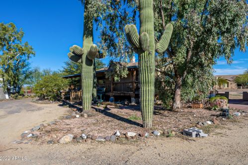 39029 11 Ave, Phoenix AZ 85021-5626 exterior